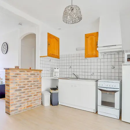 Gorgeous In Creances-plage Casa vacanze