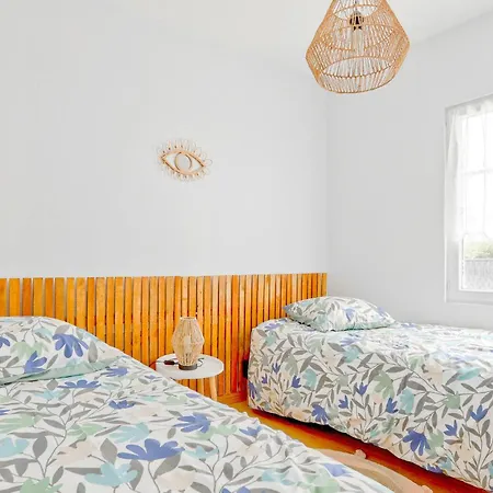 Gorgeous In Creances-plage Casa vacanze