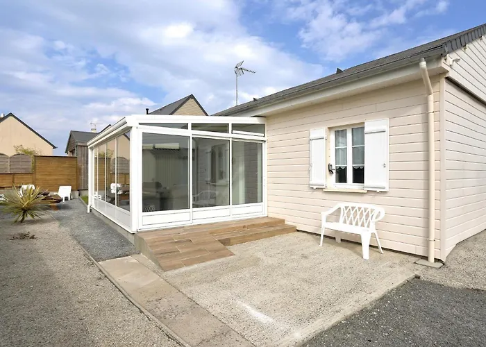 Gorgeous In Creances-plage Hébergement de vacances