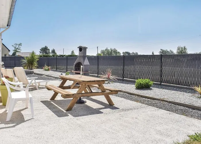 Gorgeous In Creances-plage Prázdninový dům *