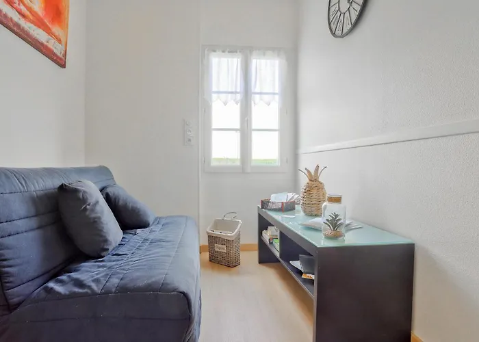 Gorgeous In Creances-plage Créances