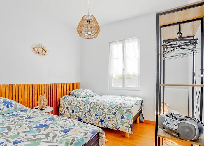 Gorgeous In Creances-plage Prázdninový dům Créances